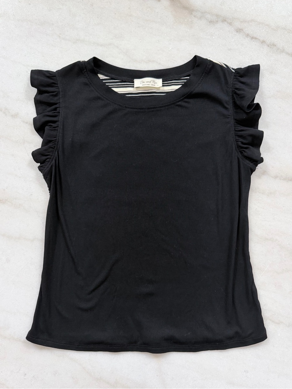 NWOT Ruffled Sleeve Top (Medium)